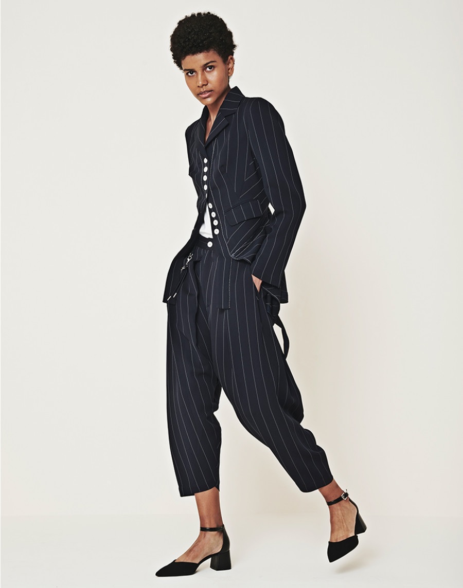 Multiple-panels-pinstripe-jacket-front