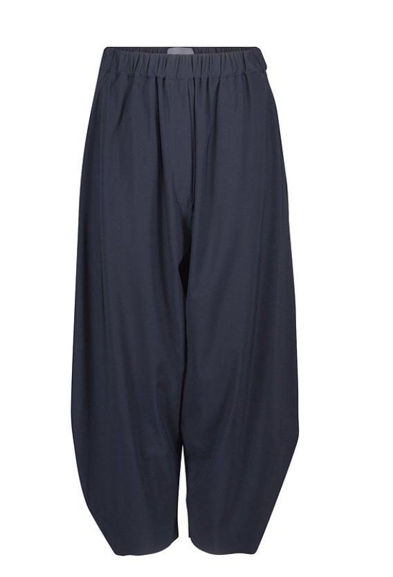 Oska-Hose-Gyta-938-front