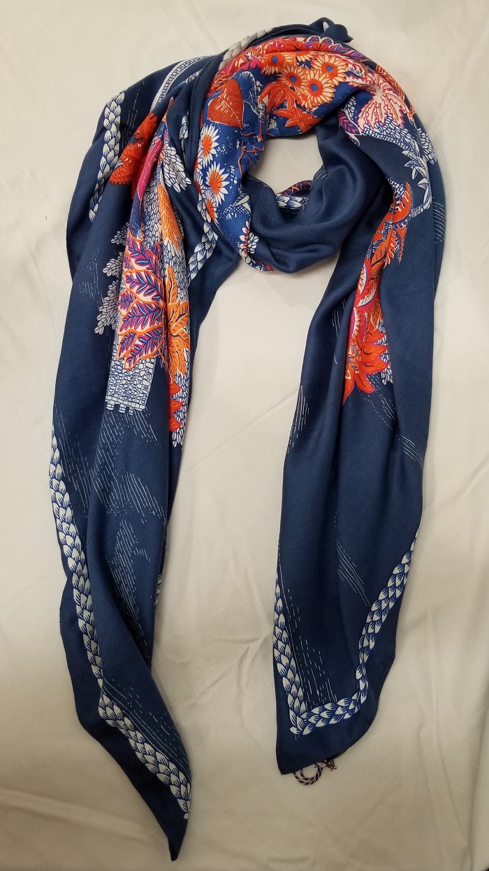 Inouitoosh-Giovanni-Scarf