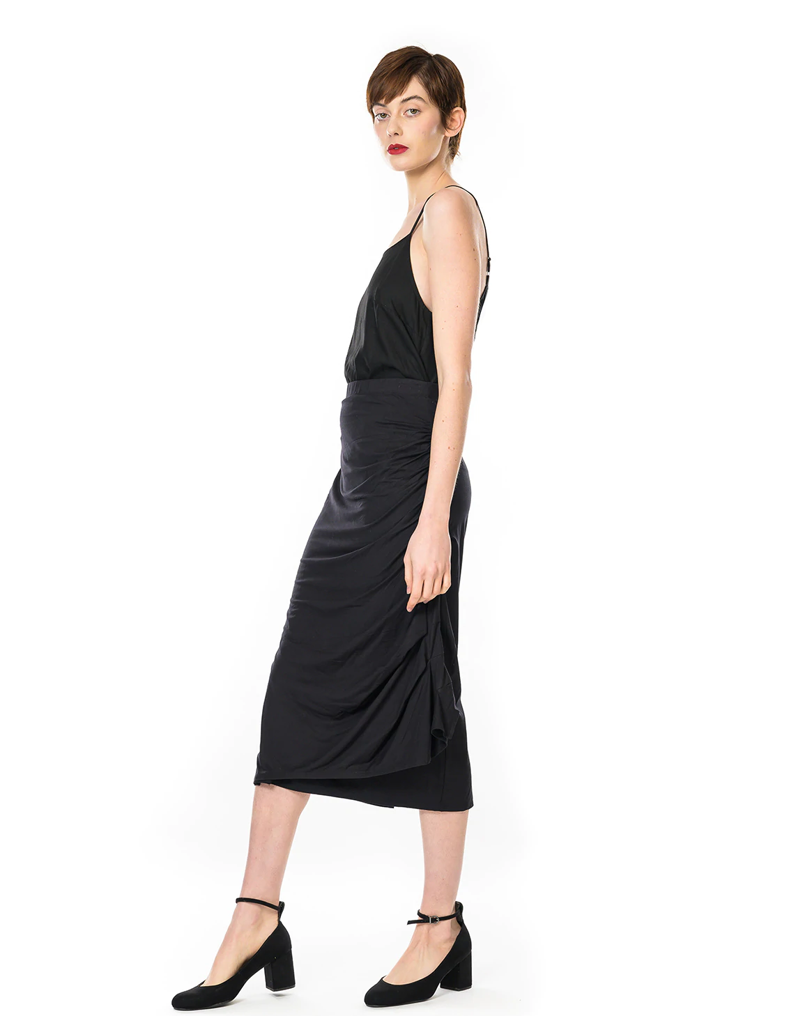 Ruged-pencil-skirt-side